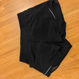 Lululemon 4" Hotty Hot Short